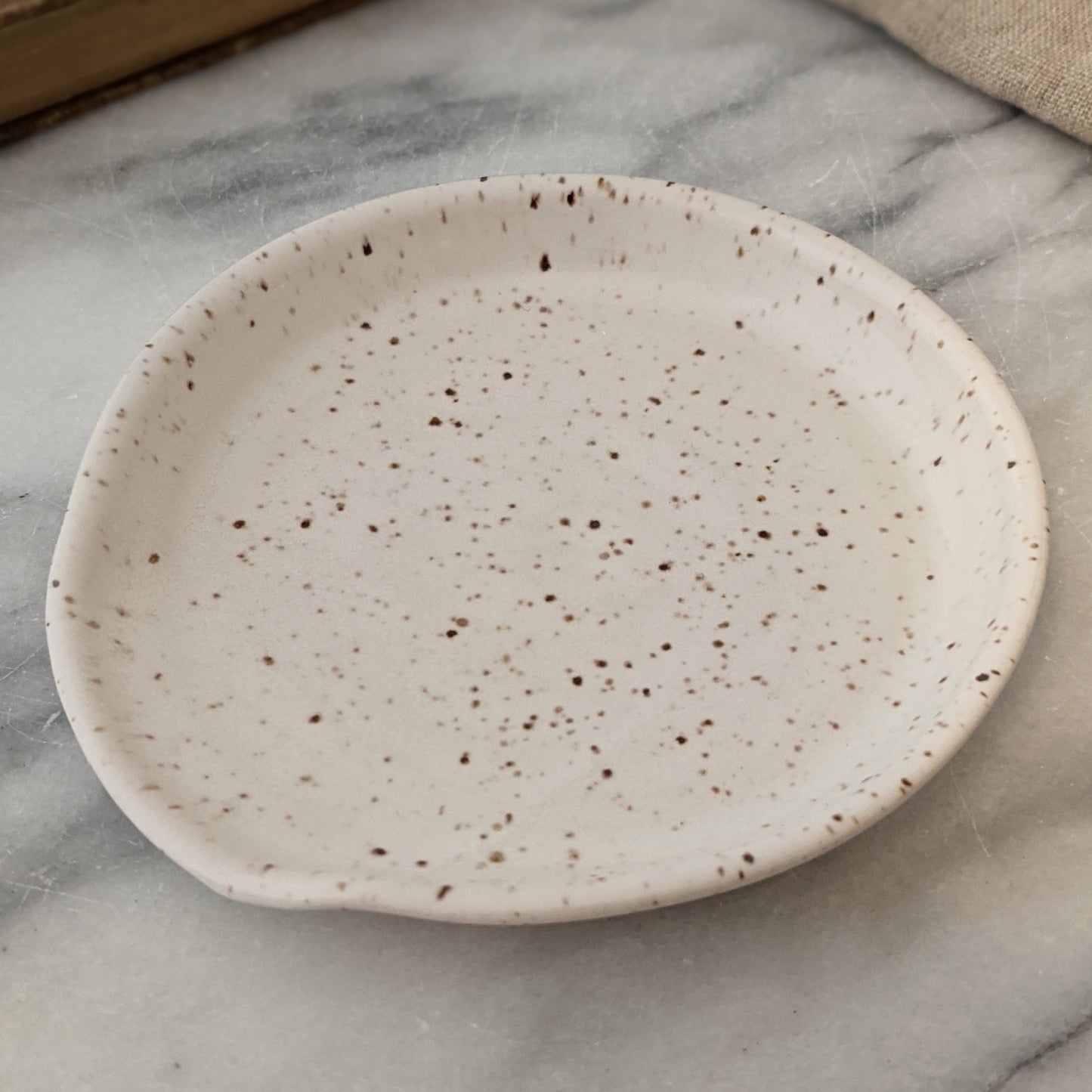 Speckled White Spoon Rest