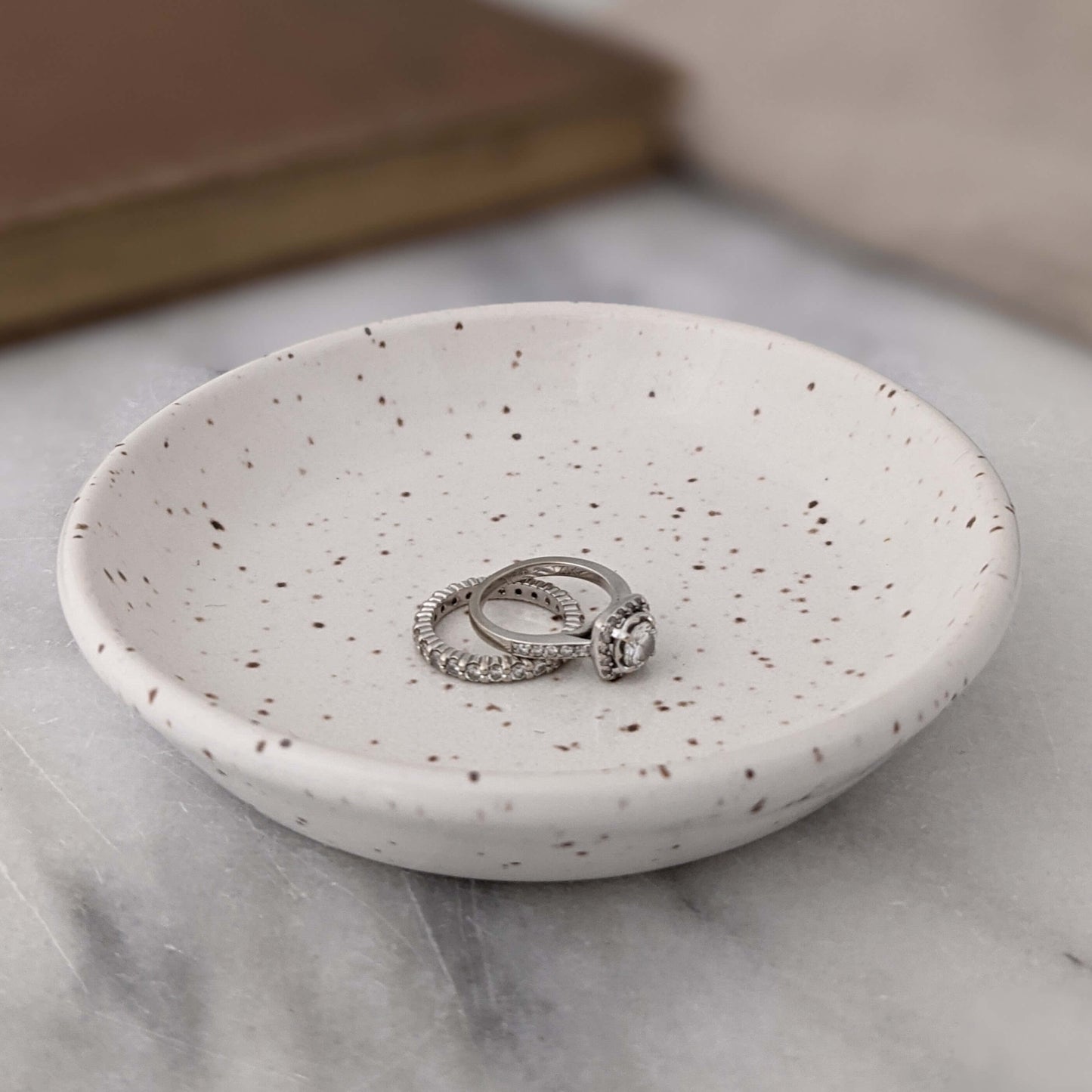 Evelyn White Ring Dish