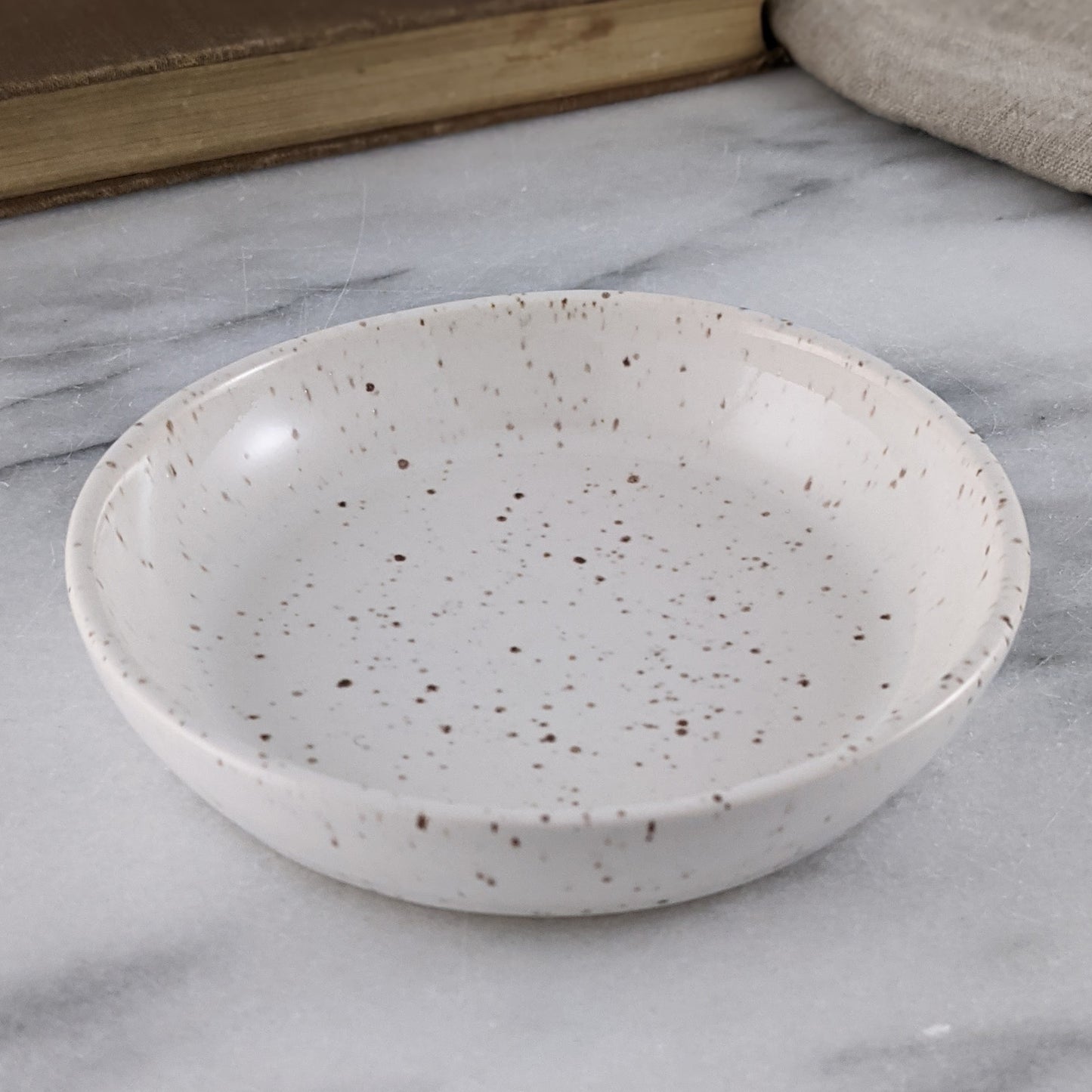 Evelyn White Ring Dish
