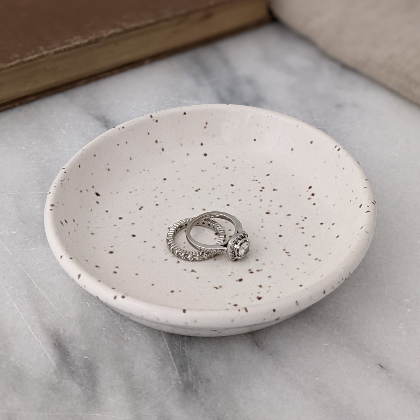 Evelyn White Ring Dish